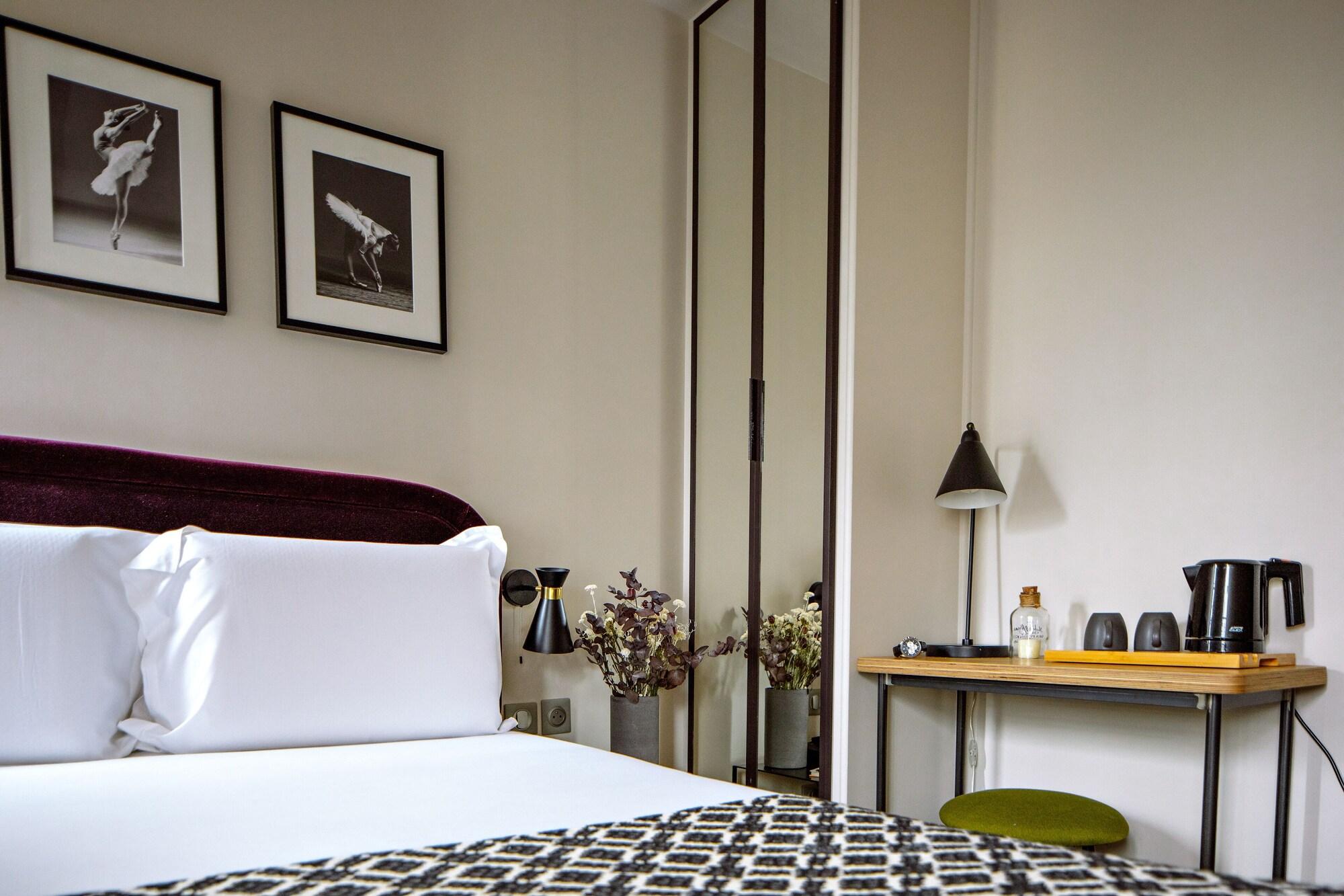 Hotel Monsieur Helder Paris Luaran gambar
